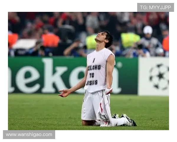 足球明星卡卡高清壁纸分享精美图片让你感受绿茵场上的激情与魅力