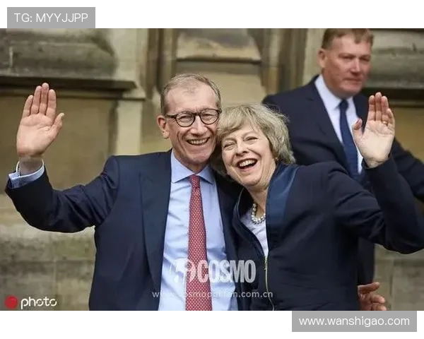 当足球明星的家人如何在聚光灯下保持低调与自我成长