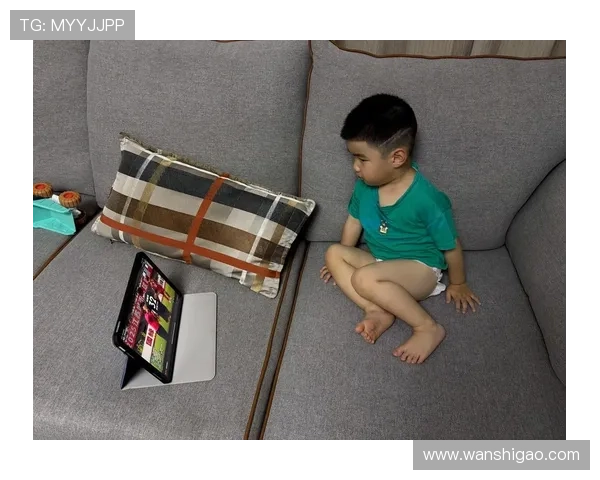 抖音平台上活跃的足球明星有哪些他们的精彩瞬间和个人魅力解析